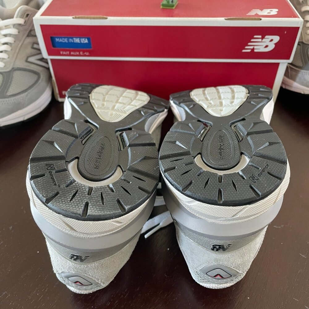NWT New Balance 990 Men's Size 9 Wide (9 2E) Made in USA!